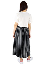 High Waisted Culottes in Black-Culottes-Elynn Reflection